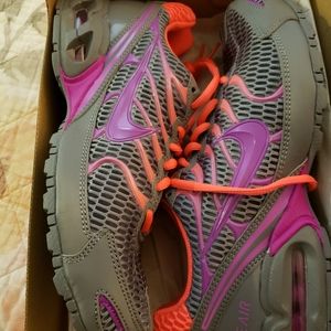 Nike BNWT Air Max Torch 4 Sz9